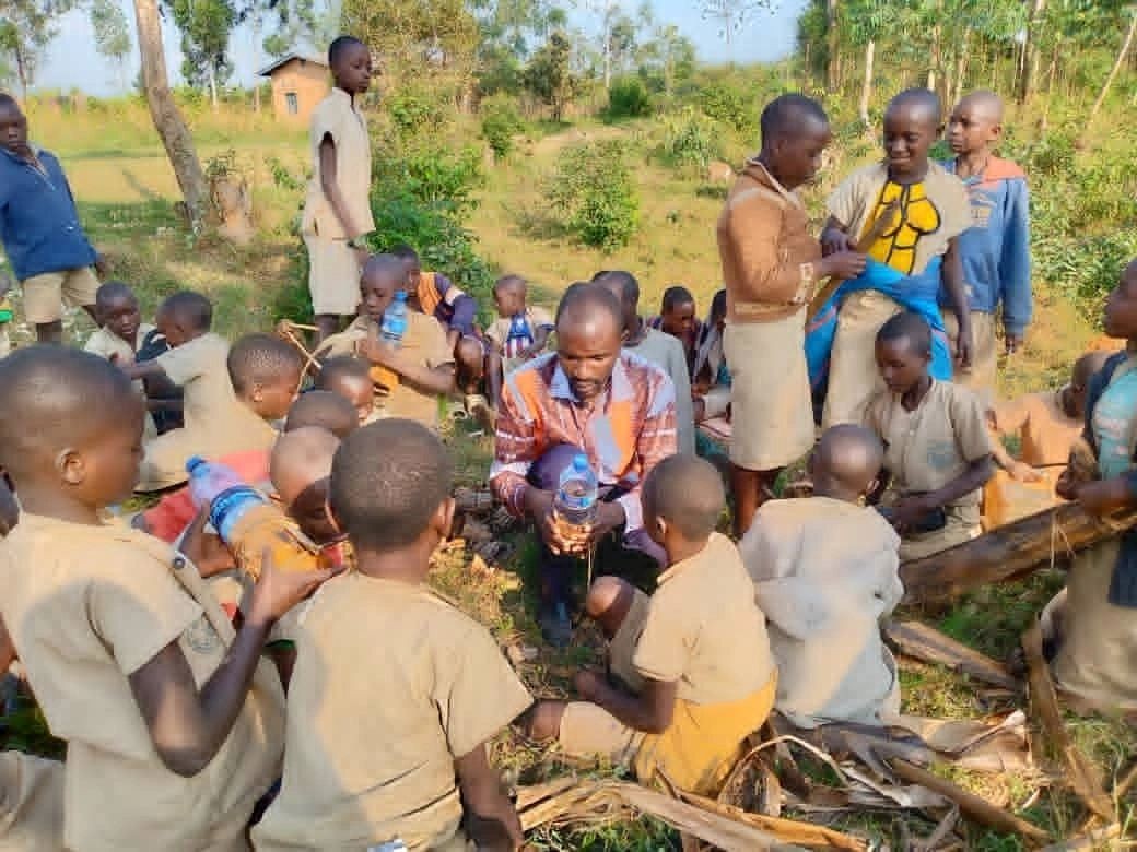 CLUBS AGROECOLOGIQUES POUR SAUVEGARDER LES PLANTES AUTOCHTONES